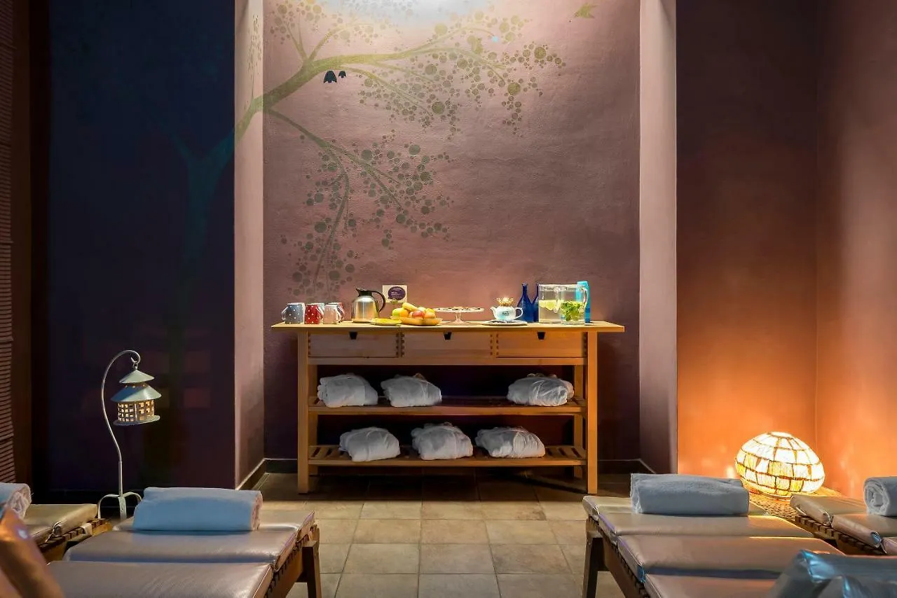 Sovrana Hotel & Spa Rimini 4*,